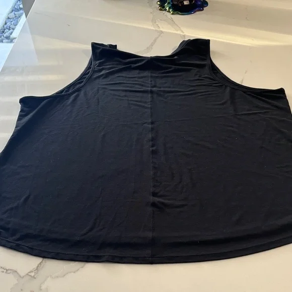 Nike Women's Tank Top - Picture 5 of 5